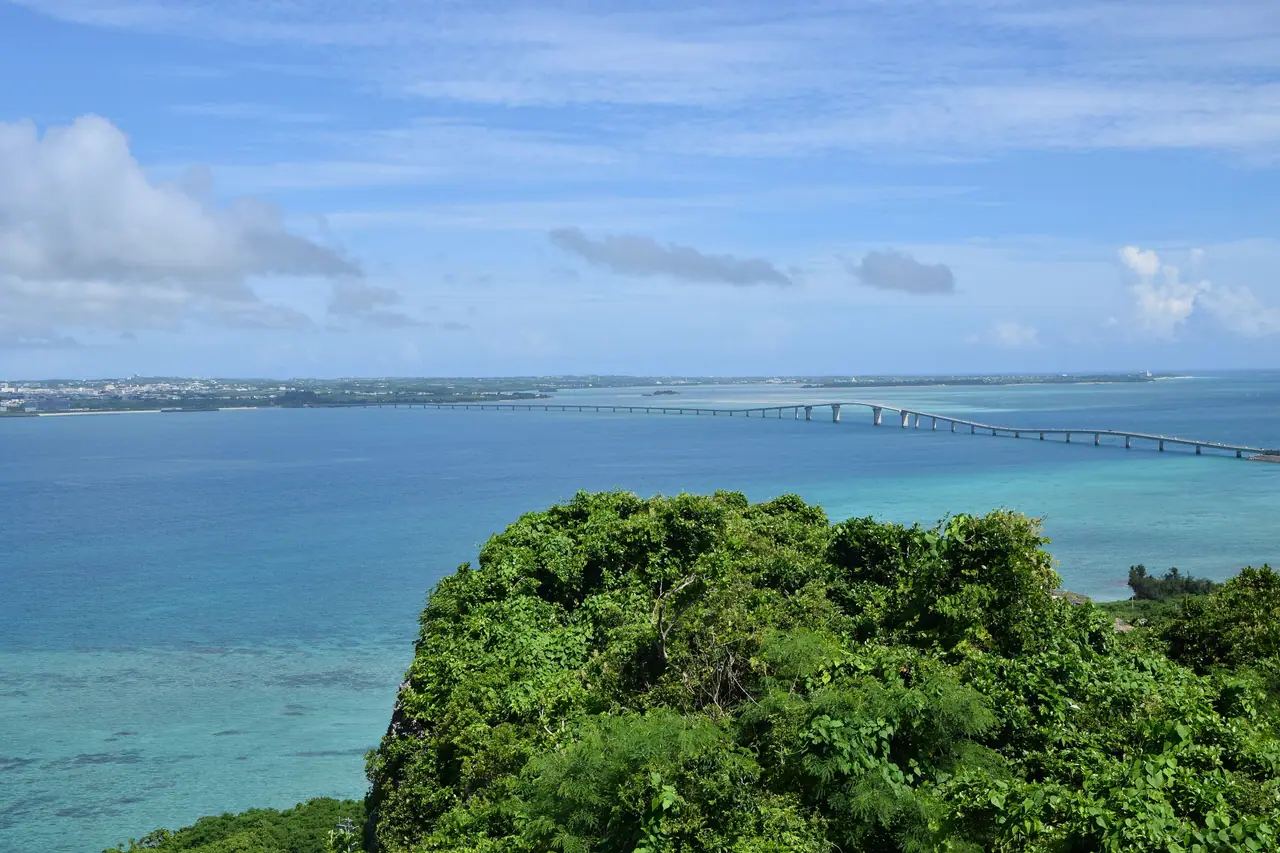 The long Irabu Bridge crossing the blue sea at Miyakojima